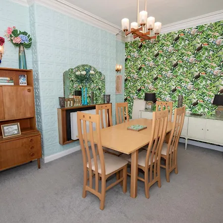 Flamingo Bay - Huge With Stunning Views - On The Beach! شقة *