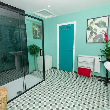 Flamingo Bay - Huge With Stunning Views - On The Beach! * سكرابورو