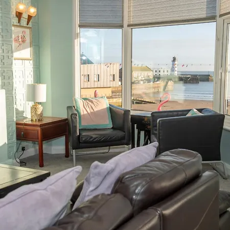 Flamingo Bay - Huge With Stunning Views - On The Beach! شقة