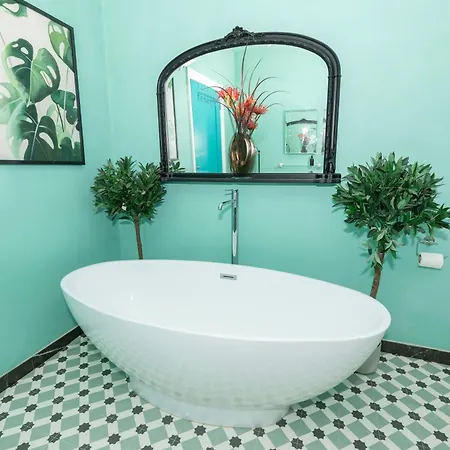 Flamingo Bay - Huge With Stunning Views - On The Beach! سكرابورو