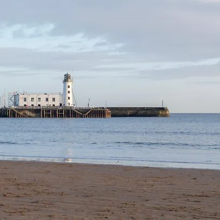 Flamingo Bay - Huge With Stunning Views - On The Beach! سكرابورو