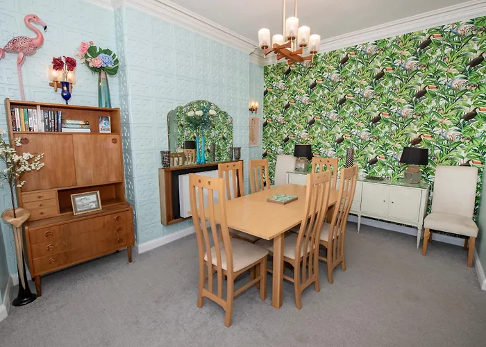 Flamingo Bay - Huge With Stunning Views - On The Beach! 아파트 *