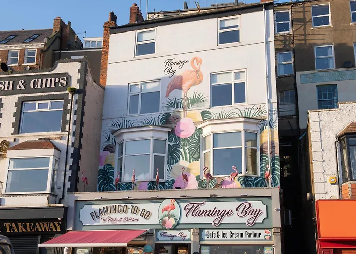 아파트 Flamingo Bay - Huge With Stunning Views - On The Beach!